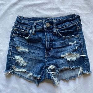 Ripped denim American Eagle shorts